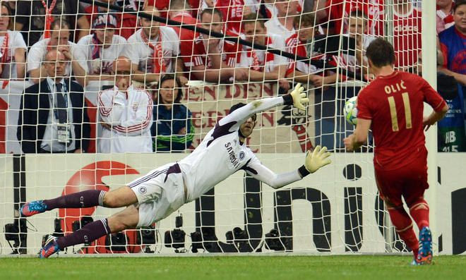 Τσεχ: “Έπεσα σωστά και στα έξι πέναλτι”