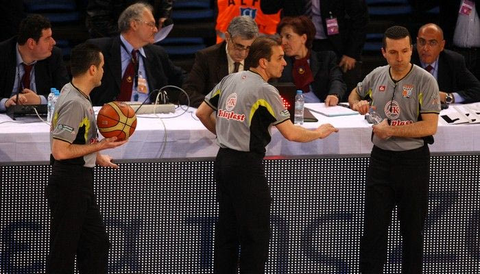 Οι διαιτητές των τελικών