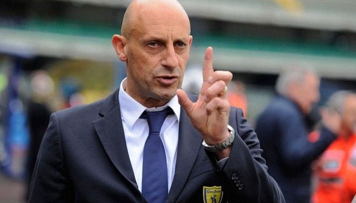 Συνεχίζει με Ντι Κάρλο στον πάγκο