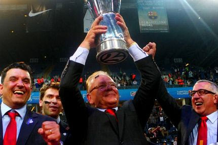 Κόουτς, συγγνώμη