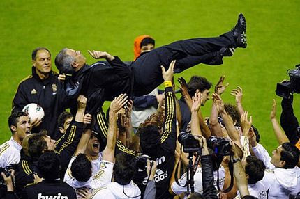 Απών ο Μουρίνιο