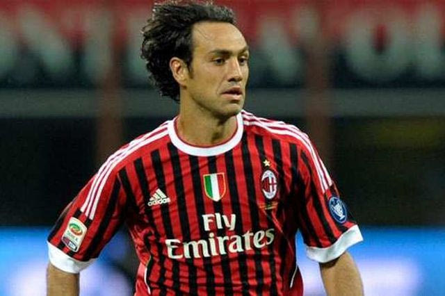 Τίτλοι τέλους για Νέστα