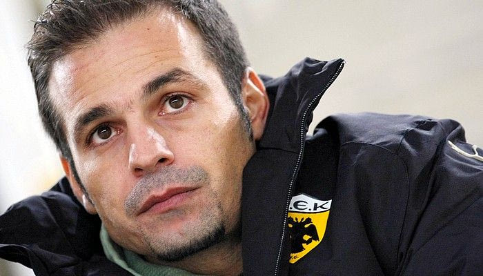 “Γιατί δεν τα δίνει ο Ντέμης;”