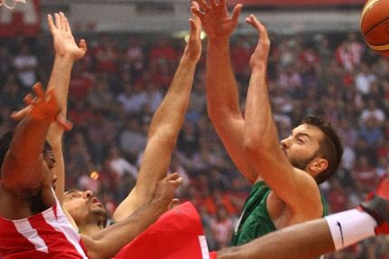 Κόντρες στην… παραλιακή