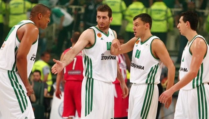 Πέφτει μόνο αν τον ρίξεις