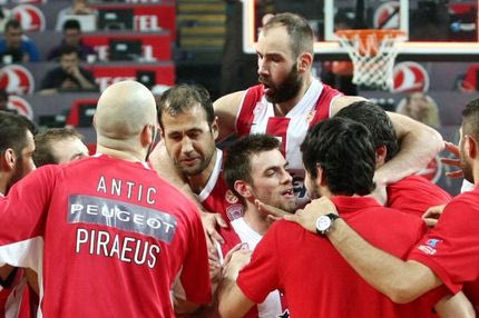 Πάρτι στα αποδυτήρια