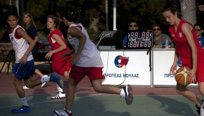 Πρωτεύει η… Βούλα