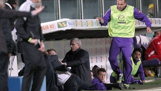 Γρονθοκόπησε παίκτη του ο Ρόσι και απολύθηκε