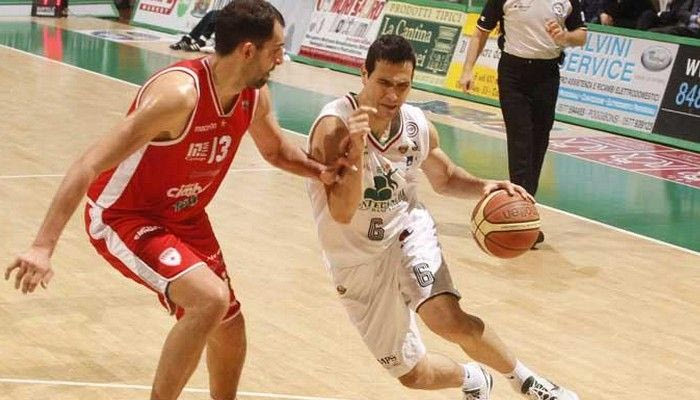 Σαρωτική η Σιένα, άνοιξε το σκορ