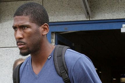 “Ο Σμιθ κάθεται μόνος του και δεν μιλάει σε κανέναν”