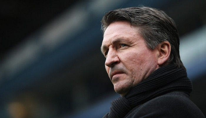 Υπέγραψε στην Ελαζίνγκσπορ ο Σόλιντ