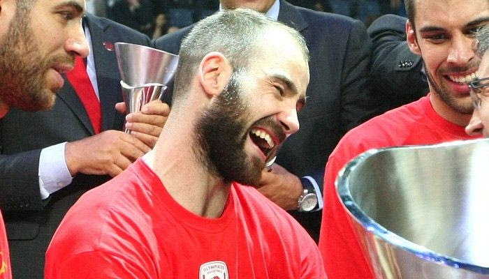 O άνθρωπος 100%