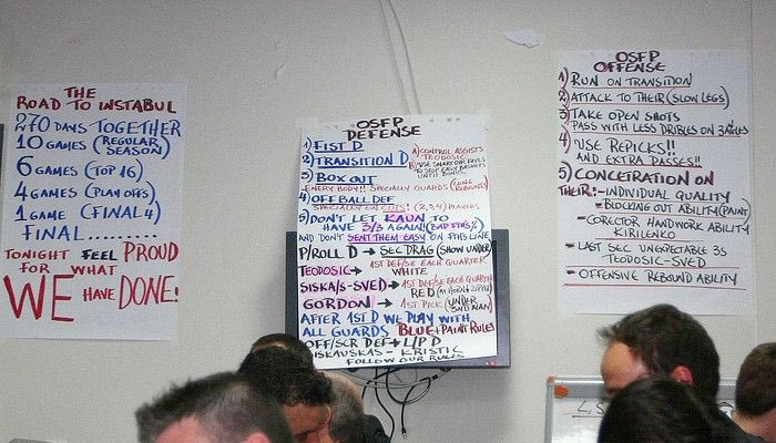 Ο Κιριλένκο, ο Σάρας,η… σημαία και ο Υφαντής