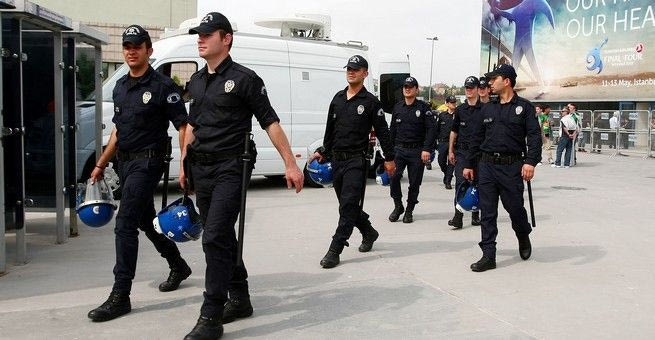 Επεισόδια Ελλήνων στην Αγιά Σοφιά