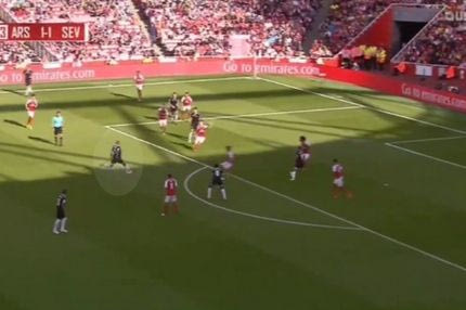 Η τρομερή γκολάρα του Ενζονζί