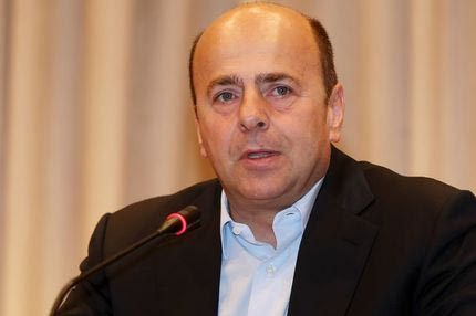 Αλαφούζος: “Μένουν Φερέιρα και Λέτο”