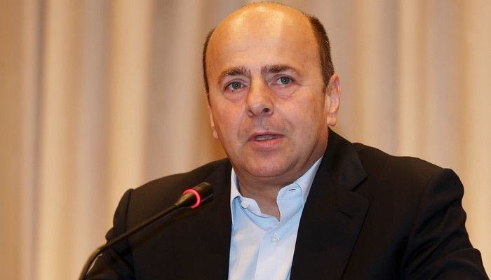 Αλαφούζος: “Μένουν Φερέιρα και Λέτο”