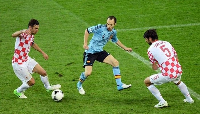 Κροατία – Ισπανία: 0-1 | Οι ειδικοί τακτικοί ρόλοι των Πράνιτς και Σρνα έβαλαν δύσκολα στον Ντελ Μπόσκε