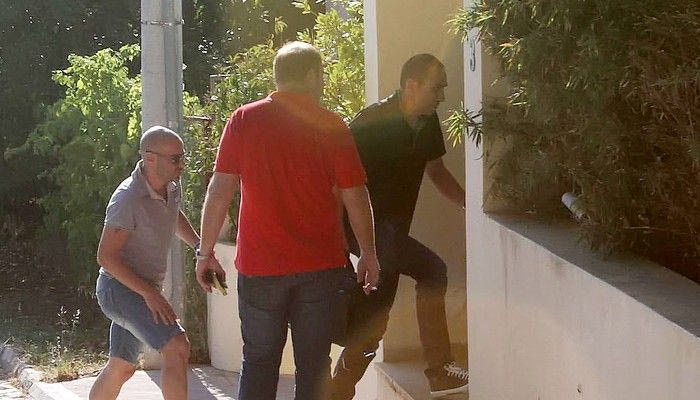 Πυροβολισμοί στο σπίτι του Γ. Δώνη