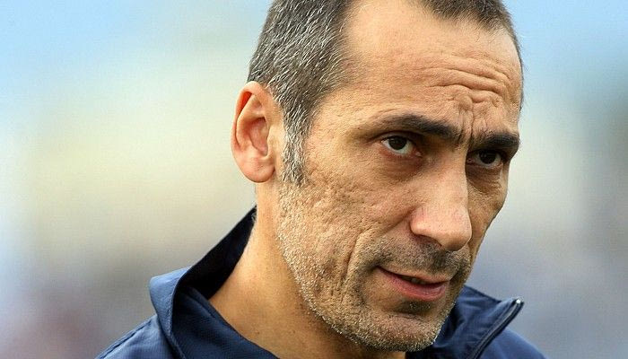 Στόπερ ψάχνει ο Δώνης