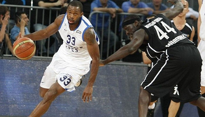 Όρθια η Εφές, μείωσε σε 3-2
