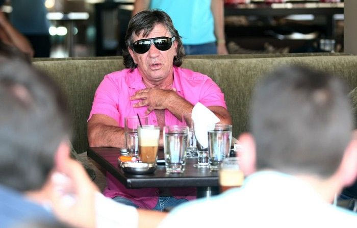 Τα είπε με Βούρο, τα λέει και με διοίκηση ο Μαύρος