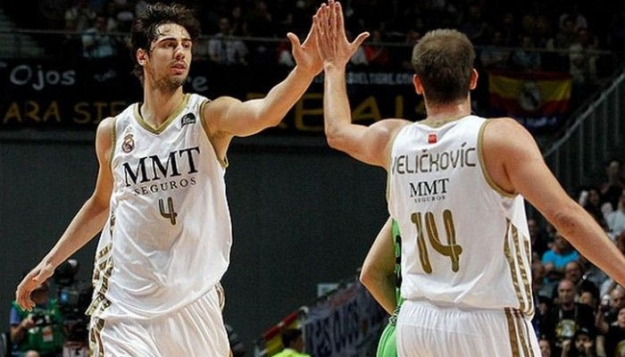 Διώχνει Τόμιτς και Βελίτσκοβιτς