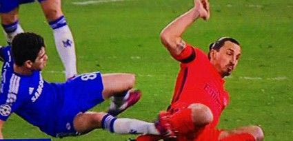 Απευθείας κόκκινη για “δολοφονικό” μαρκάρισμα ο Ζλάταν (VIDEO)