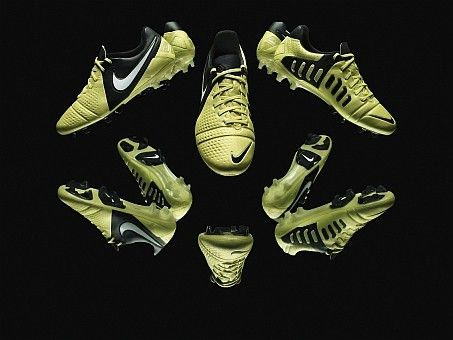 Το νέο Nike CTR360 Maestri III