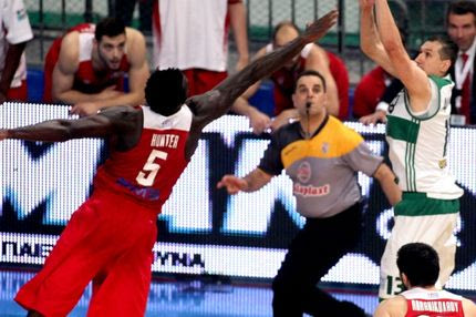 “Θα κάνει ο Παναθηναϊκός ένσταση και για το φάουλ του Διαμαντίδη;”