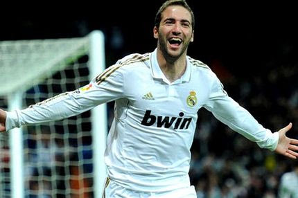 Ανανεώνει ο Ιγκουαϊν