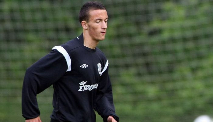 Κάτσε… εδώ