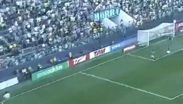 Κόρνερ για γέλια και για κλάματα