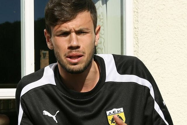 Μπουγαΐδης: “Θέλω να παραμείνω στην ΑΕΚ”