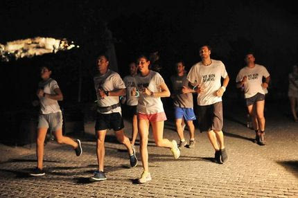 Το Nike+Run Club σε βραδινές διαδρομές μέσα στην πόλη