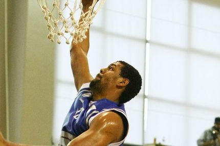 Περιμένει τον Χαραλαμπίδη, εξετάζει Ο’Μπράιαντ