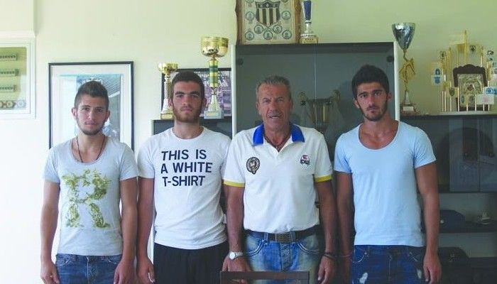 Ακόμη τρεις μεταγραφές από τον Κορωνάκη