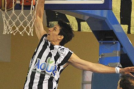 Στον Απόλλωνα και τη νέα σεζόν ο Πέτροβιτς