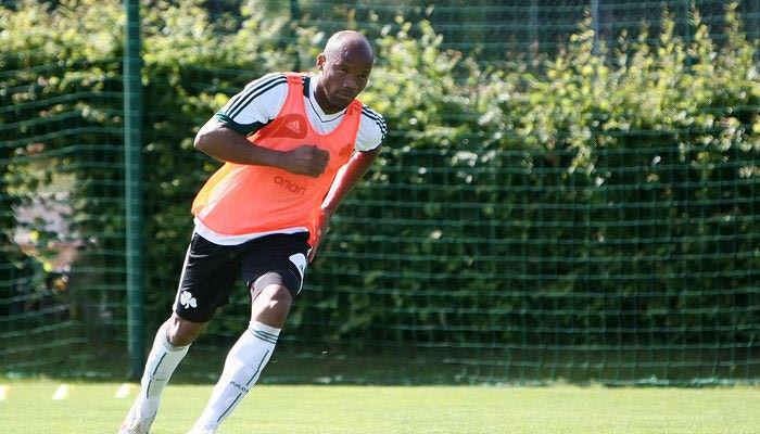 Δεν παίζει με Μπράουνσβαϊγκ ο Μπουμσόνγκ