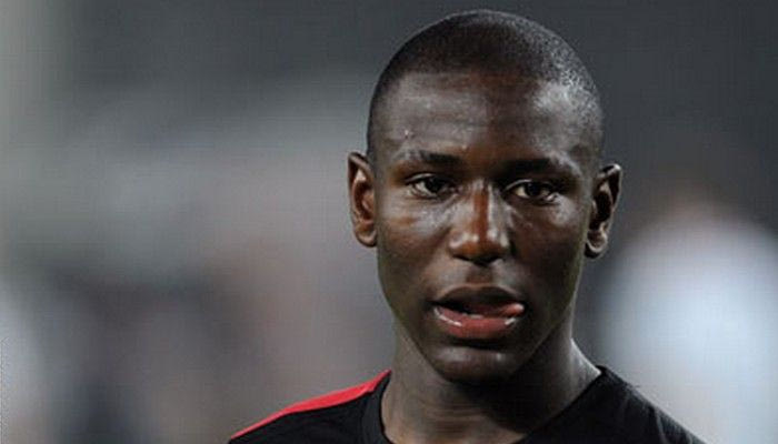 Δανείστηκε Αφόμπ