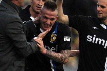 Στο Μάντσεστερ για τις υπογραφές ο Μπούτνερ