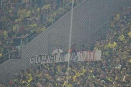 Σάλος για το ναζιστικό πανό στο ματς με τη Βέρντερ