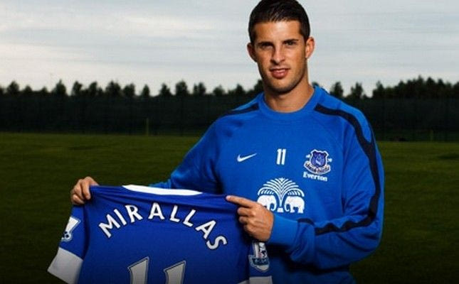 Ανακοινώθηκε από την Έβερτον ο Μιραλάς