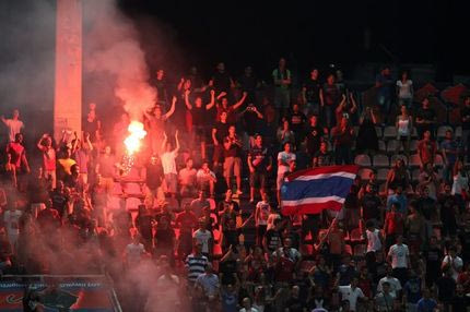Οι πρώτες “καμπάνες”