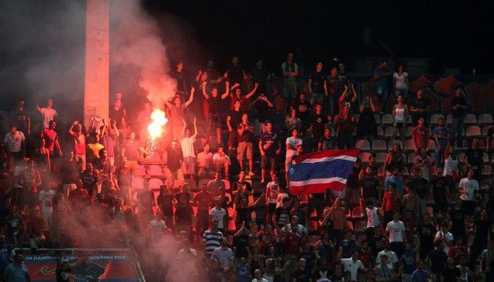 Οι πρώτες “καμπάνες”