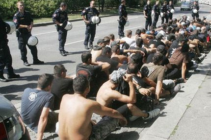 Στο οδόστρωμα οπαδοί του ΠΑΟΚ για έλεγχο από την αστυνομία