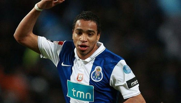 Ανακοίνωσε και Άλβαρο Περέιρα