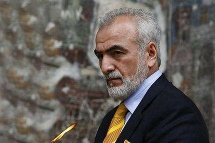 Ας μιμηθεί τον Σαββίδη