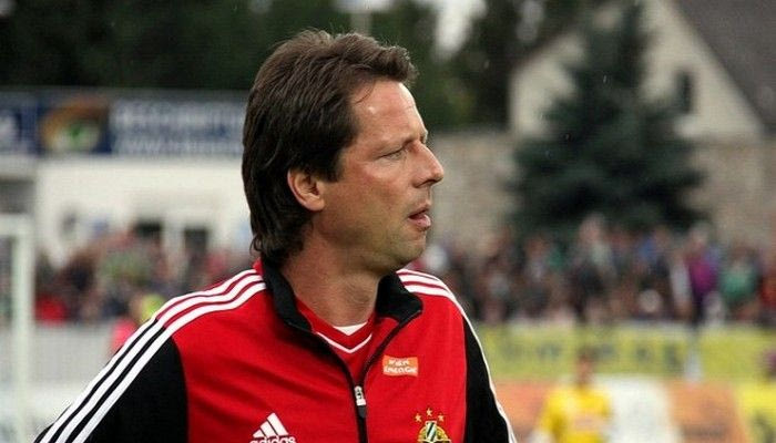 Σέτελ: “Πιο δυνατός ο ΠΑΟΚ”