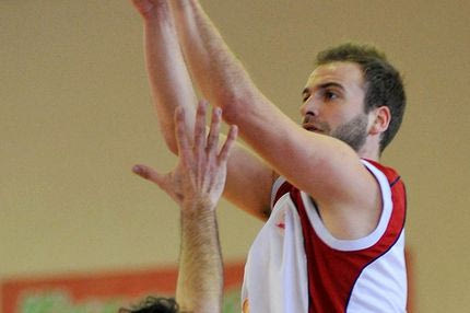 Συνέχεια με Τσαρούχα